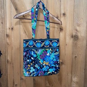 Vera Bradley tote/ purse.  Med.  Blue  12x13
